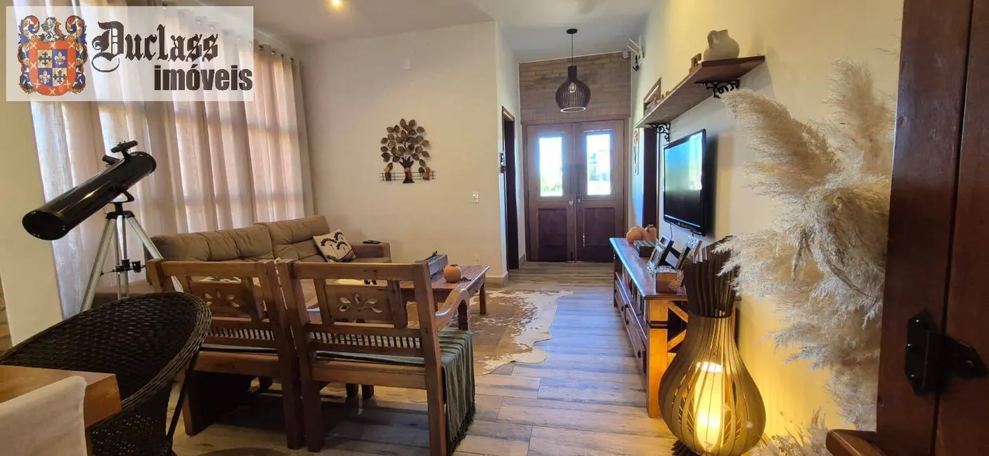 Foto 7 de Casa com 5 quartos à venda, 207m2 em Paranapanema - SP