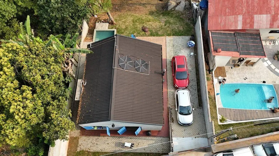 Foto 1 de Casa com 2 quartos à venda, 101m2 em Estância Santa Maria do Portão, Atibaia - SP