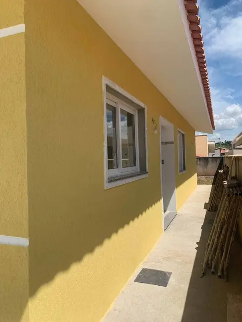 Foto 5 de Casa com 3 quartos à venda, 80m2 em Bom Jesus Dos Perdoes - SP