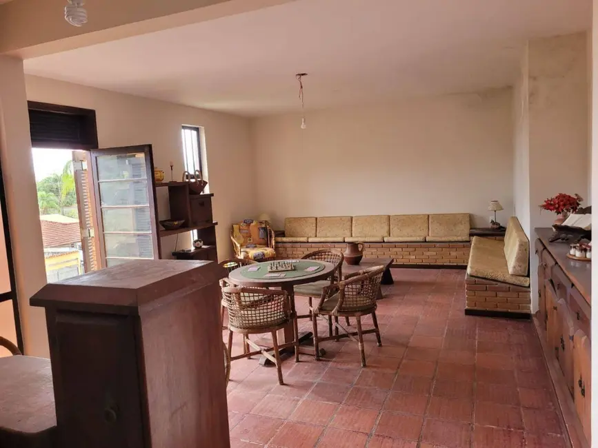 Foto 2 de Casa com 4 quartos à venda, 423m2 em Jardim Casa Branca, Caraguatatuba - SP