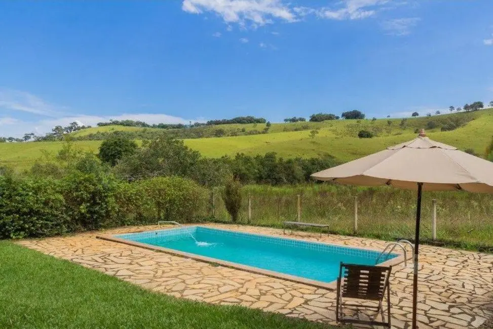 Foto 3 de Sítio / Rancho com 7 quartos à venda, 25000m2 em Camanducaia - MG