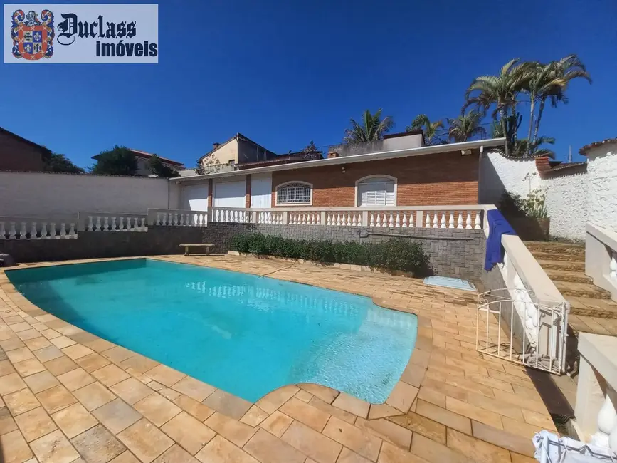 Foto 1 de Chácara com 3 quartos à venda, 243m2 em Piracaia - SP