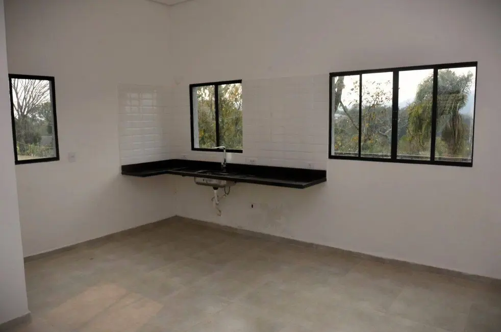 Foto 3 de Chácara com 3 quartos à venda, 150m2 em Atibaia - SP