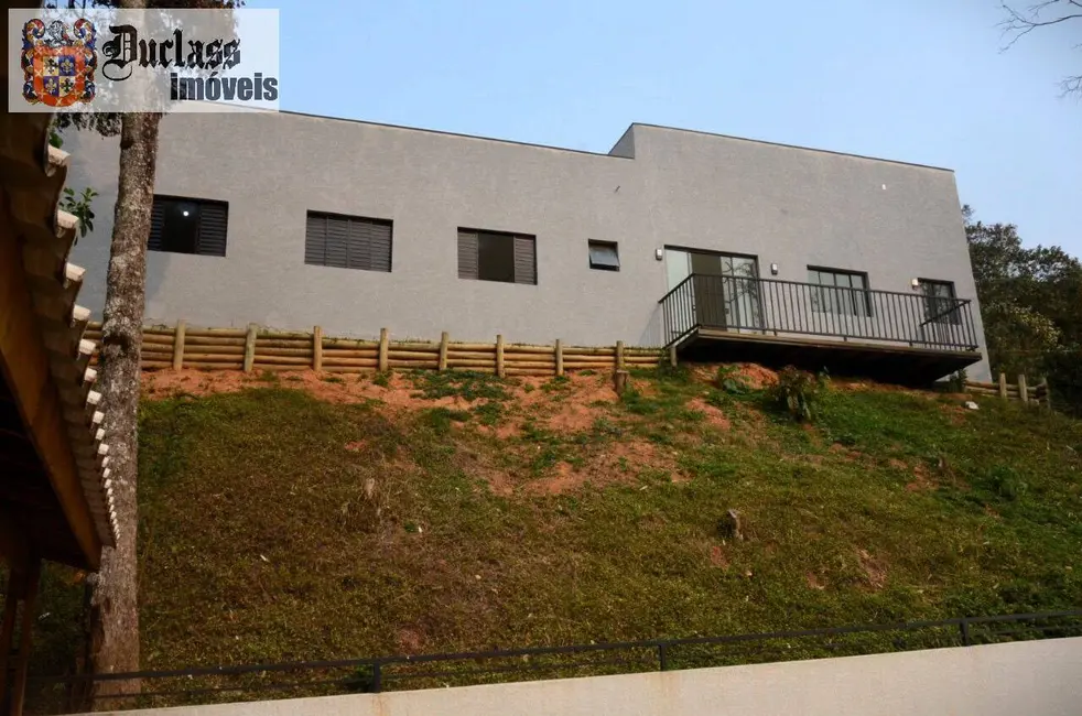 Foto 2 de Chácara com 3 quartos à venda, 150m2 em Estância Santa Maria do Portão, Atibaia - SP