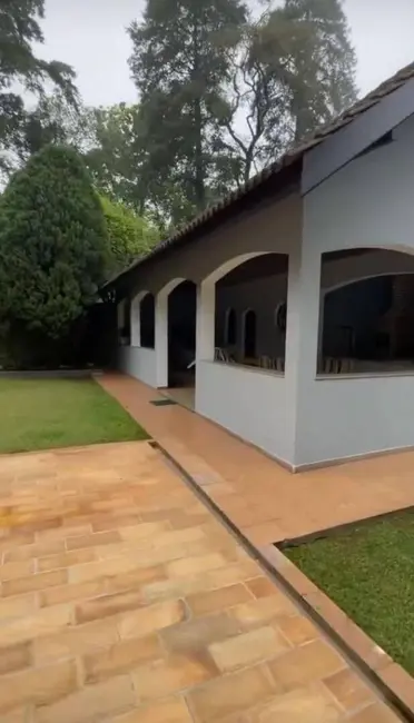 Foto 2 de Chácara com 6 quartos à venda, 400m2 em Mairipora - SP