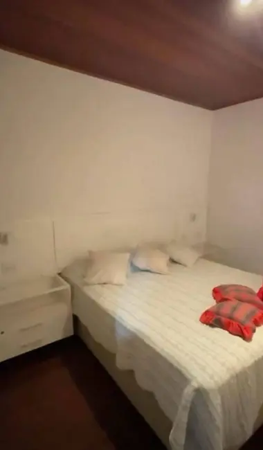 Foto 3 de Chácara com 6 quartos à venda, 400m2 em Mairipora - SP