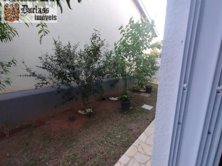 Casa com 3 quartos à venda, 218m2 em Jardim Estância Brasil, Atibaia - SP - imagem 9 Foto 9 de Casa com 3 quartos à venda, 218m2 em Jardim Estância Brasil, Atibaia - SP