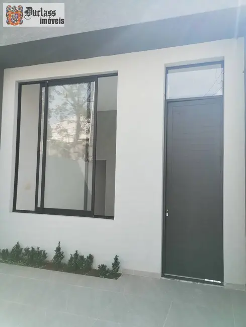 Casa com 3 quartos à venda, 155m2 em Jardim das Cerejeiras, Atibaia - SP - imagem 5 Foto 5 de Casa com 3 quartos à venda, 155m2 em Jardim das Cerejeiras, Atibaia - SP