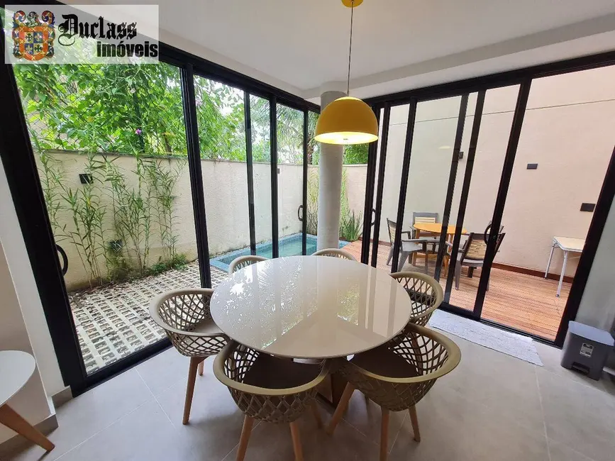 Foto 2 de Sobrado com 3 quartos à venda, 206m2 em Sao Sebastiao - SP