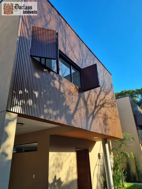 Foto 6 de Sobrado com 3 quartos à venda, 206m2 em Sao Sebastiao - SP