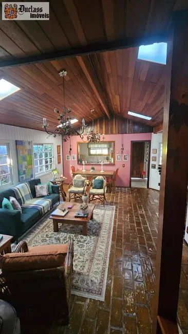 Foto 2 de Chácara com 4 quartos à venda, 300m2 em Jardim Centenário, Atibaia - SP