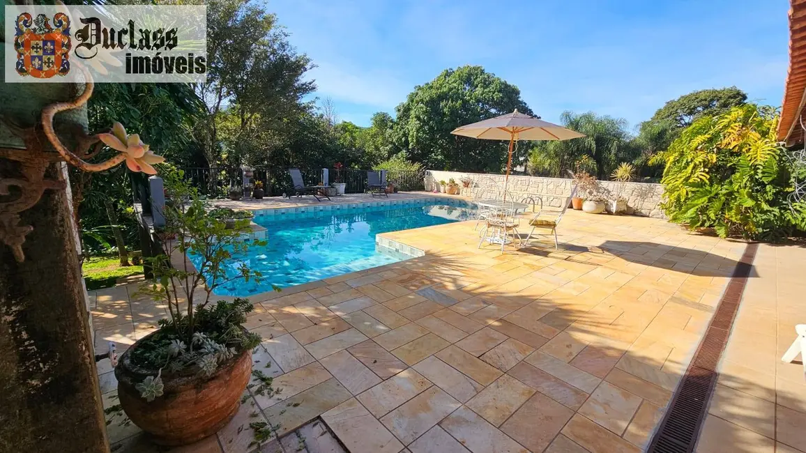 Foto 1 de Chácara com 4 quartos à venda, 300m2 em Jardim Centenário, Atibaia - SP