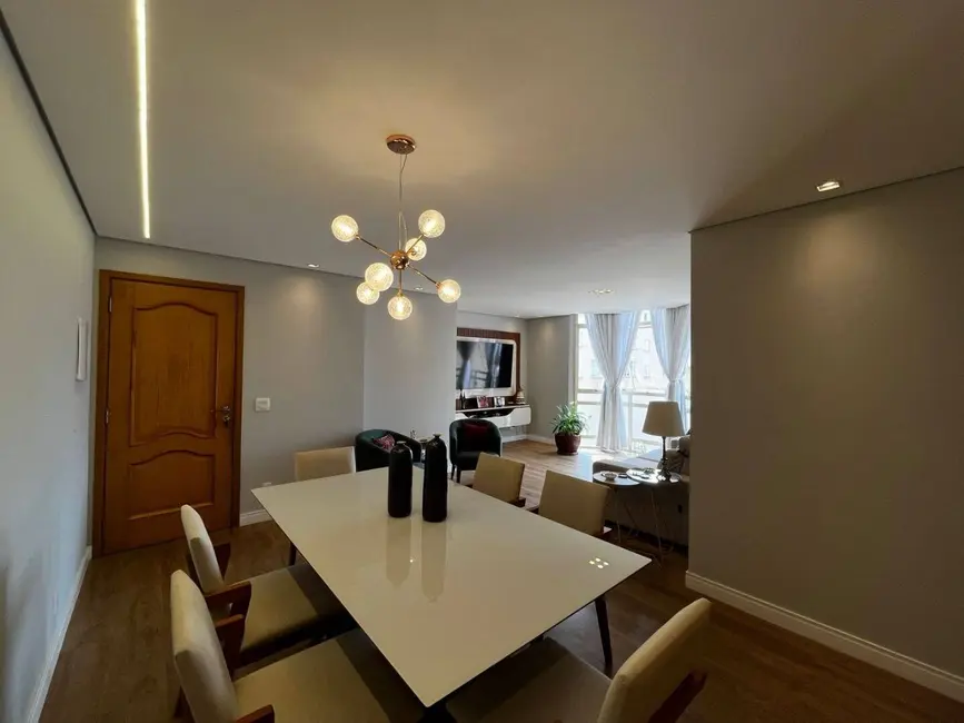 Foto 3 de Apartamento com 3 quartos à venda, 97m2 em Atibaia Jardim, Atibaia - SP