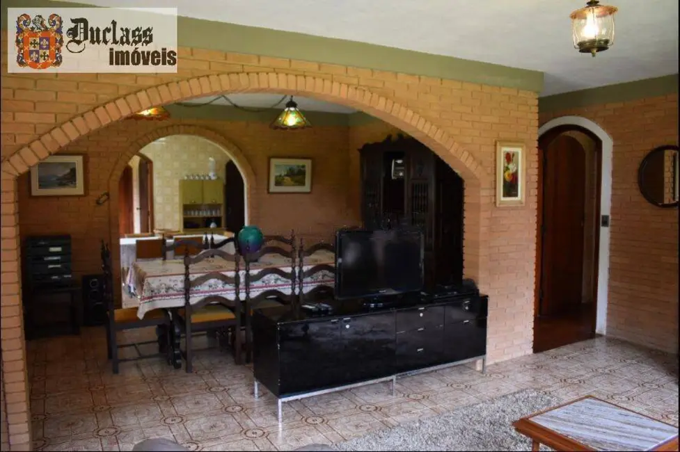 Foto 7 de Chácara com 3 quartos à venda, 218m2 em Campos Do Jordao - SP