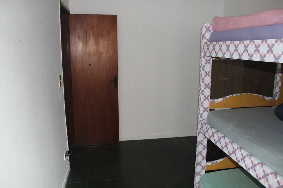 Foto 7 de Apartamento com 3 quartos à venda, 82m2 em Guaruja - SP