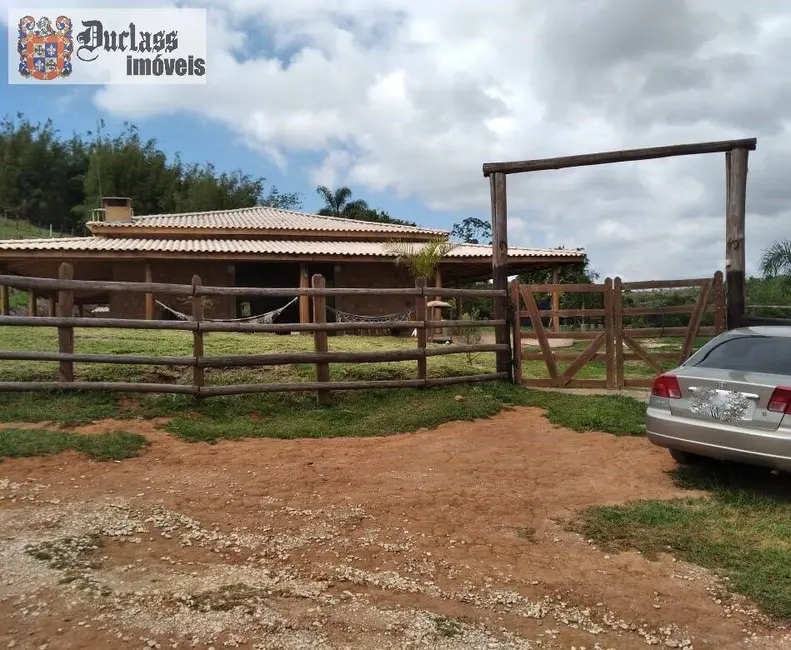 Foto 1 de Chácara com 3 quartos à venda, 400m2 em Ribeirão Grande, Pindamonhangaba - SP