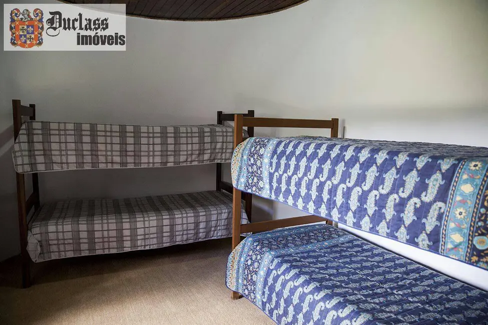 Foto 7 de Sobrado com 3 quartos à venda, 145m2 em Campos Do Jordao - SP