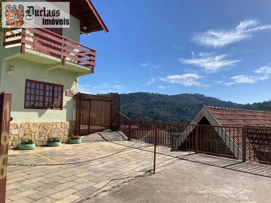 Foto 2 de Sobrado com 4 quartos à venda, 260m2 em Campos Do Jordao - SP