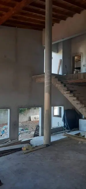 Foto 8 de Sobrado com 4 quartos à venda, 325m2 em Vila Dom Pedro, Atibaia - SP