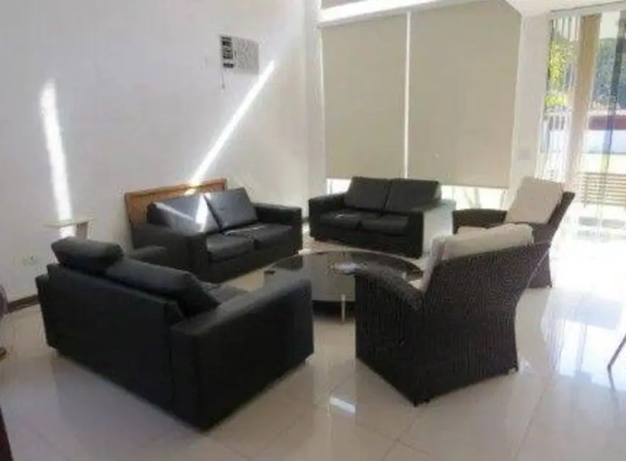 Foto 3 de Casa com 3 quartos à venda, 198m2 em Atibaia - SP