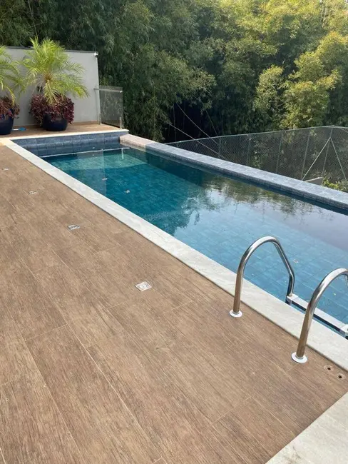 Foto 3 de Sobrado com 3 quartos à venda, 560m2 em Condomínio Vale das Águas, Braganca Paulista - SP