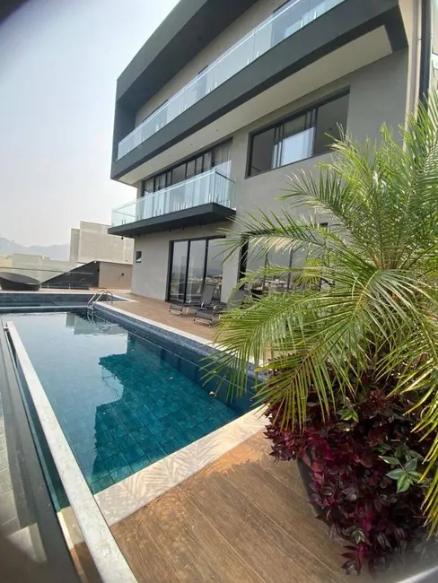 Foto 4 de Sobrado com 3 quartos à venda, 560m2 em Condomínio Vale das Águas, Braganca Paulista - SP