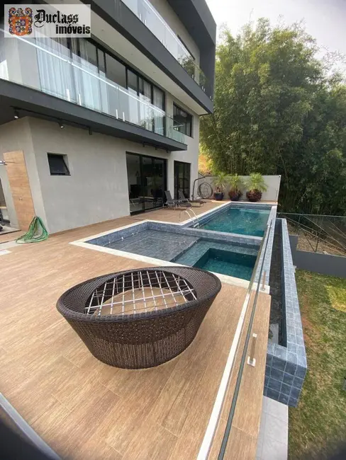 Sobrado com 3 quartos à venda, 560m2 em Condomínio Vale das Águas, Braganca Paulista - SP - imagem 8 Foto 8 de Sobrado com 3 quartos à venda, 560m2 em Condomínio Vale das Águas, Braganca Paulista - SP