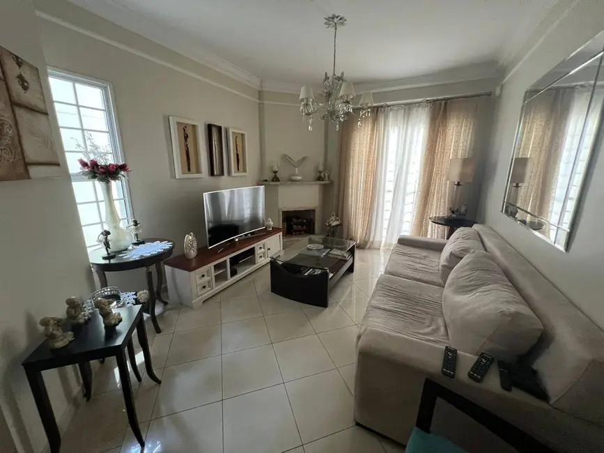 Foto 4 de Sobrado com 4 quartos à venda, 257m2 em Água Fria, São Paulo - SP