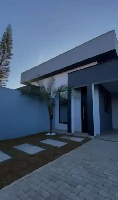 Foto 2 de Casa com 3 quartos à venda, 90m2 em Itanhaem - SP