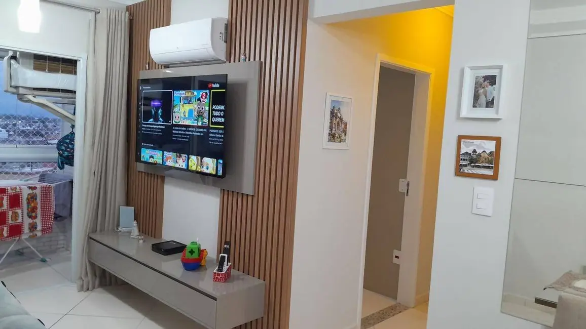 Foto 3 de Apartamento com 2 quartos à venda, 60m2 em Tupi, Praia Grande - SP