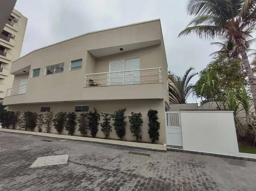 Foto 4 de Sobrado com 4 quartos à venda, 290m2 em Loteamento João Batista Julião, Guaruja - SP