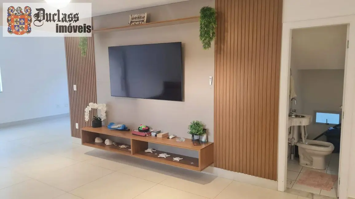 Sobrado com 4 quartos à venda, 290m2 em Loteamento João Batista Julião, Guaruja - SP - imagem 8 Foto 8 de Sobrado com 4 quartos à venda, 290m2 em Loteamento João Batista Julião, Guaruja - SP