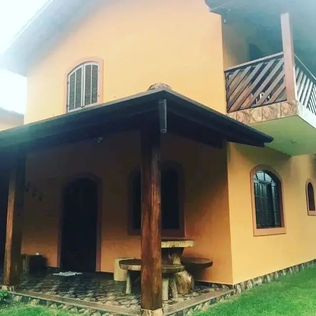 Foto 6 de Sobrado com 2 quartos à venda, 120m2 em Ubatuba - SP