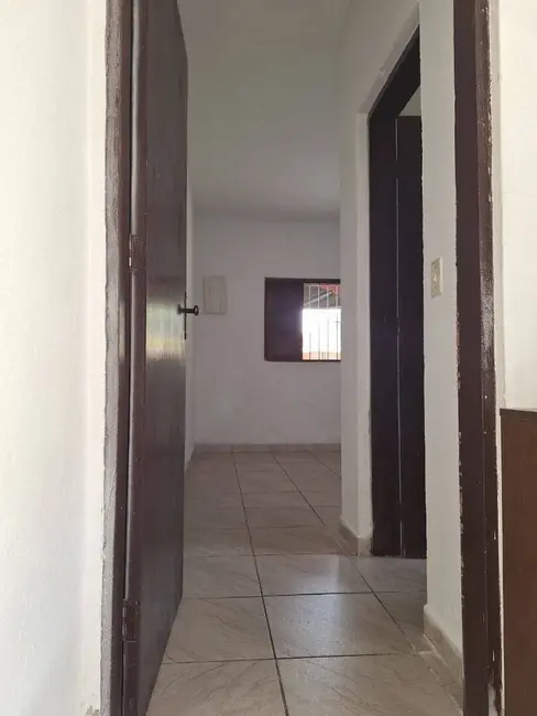 Foto 9 de Casa com 2 quartos à venda, 80m2 em Mongagua - SP