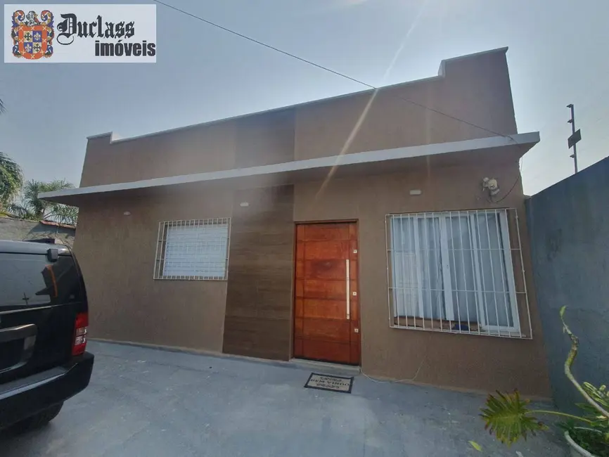 Casa com 4 quartos à venda, 107m2 em Itanhaem - SP - imagem 1 Foto 1 de Casa com 4 quartos à venda, 107m2 em Itanhaem - SP