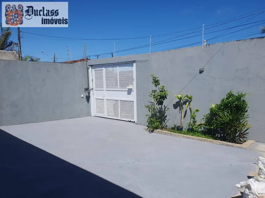 Casa com 4 quartos à venda, 107m2 em Itanhaem - SP - imagem 3 Foto 3 de Casa com 4 quartos à venda, 107m2 em Itanhaem - SP