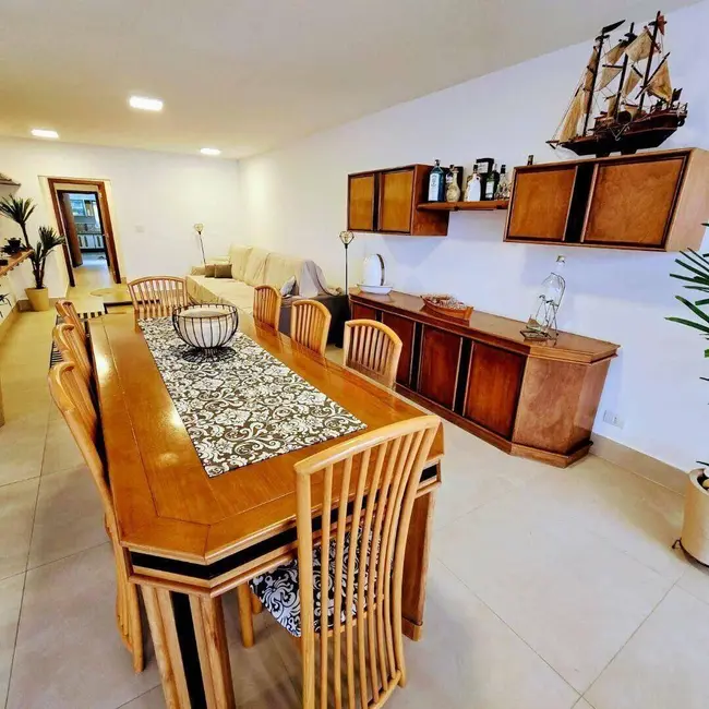 Foto 5 de Apartamento com 4 quartos à venda, 194m2 em Jardim Astúrias, Guaruja - SP