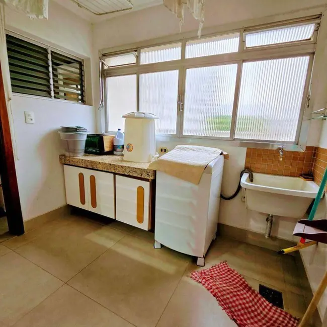 Foto 9 de Apartamento com 4 quartos à venda, 194m2 em Jardim Astúrias, Guaruja - SP