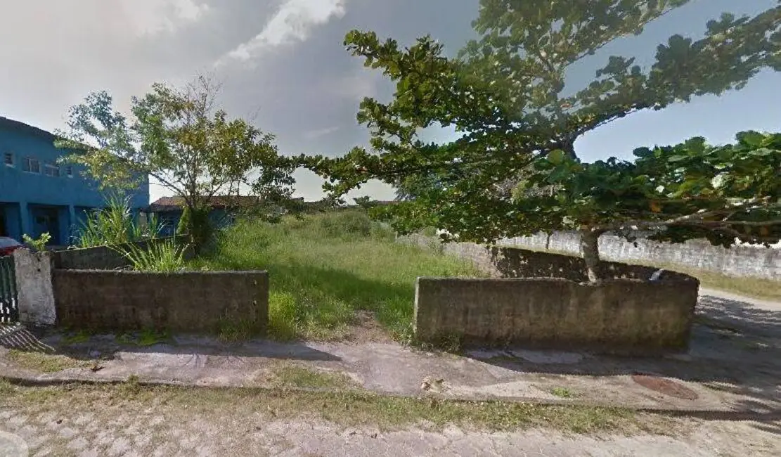 Foto 1 de Terreno / Lote à venda, 360m2 em Peruibe - SP