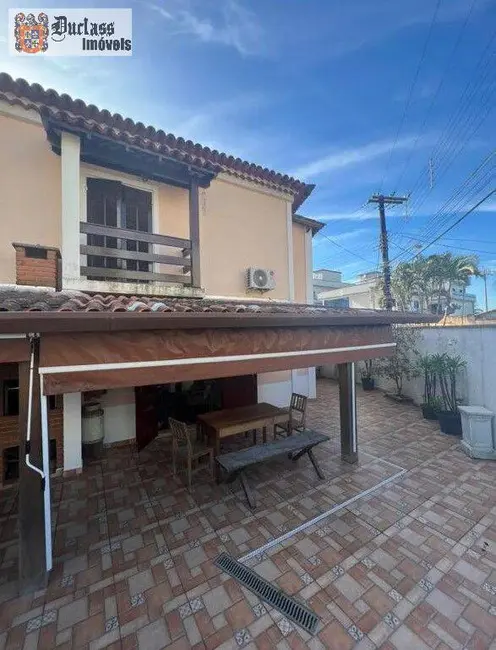 Sobrado com 2 quartos à venda, 92m2 em Bertioga - SP - imagem 1 Foto 1 de Sobrado com 2 quartos à venda, 92m2 em Bertioga - SP