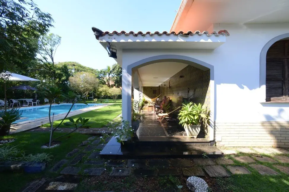 Foto 3 de Casa com 6 quartos à venda, 259m2 em Centro, Peruibe - SP