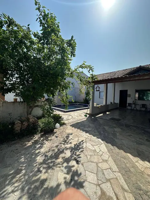 Foto 5 de Casa com 2 quartos à venda, 129m2 em Peruibe - SP