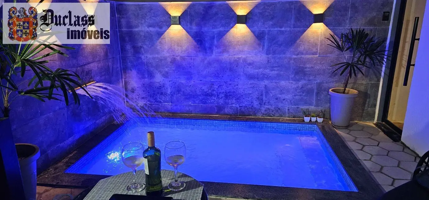 Foto 1 de Casa com 4 quartos à venda, 100m2 em Ubatuba - SP