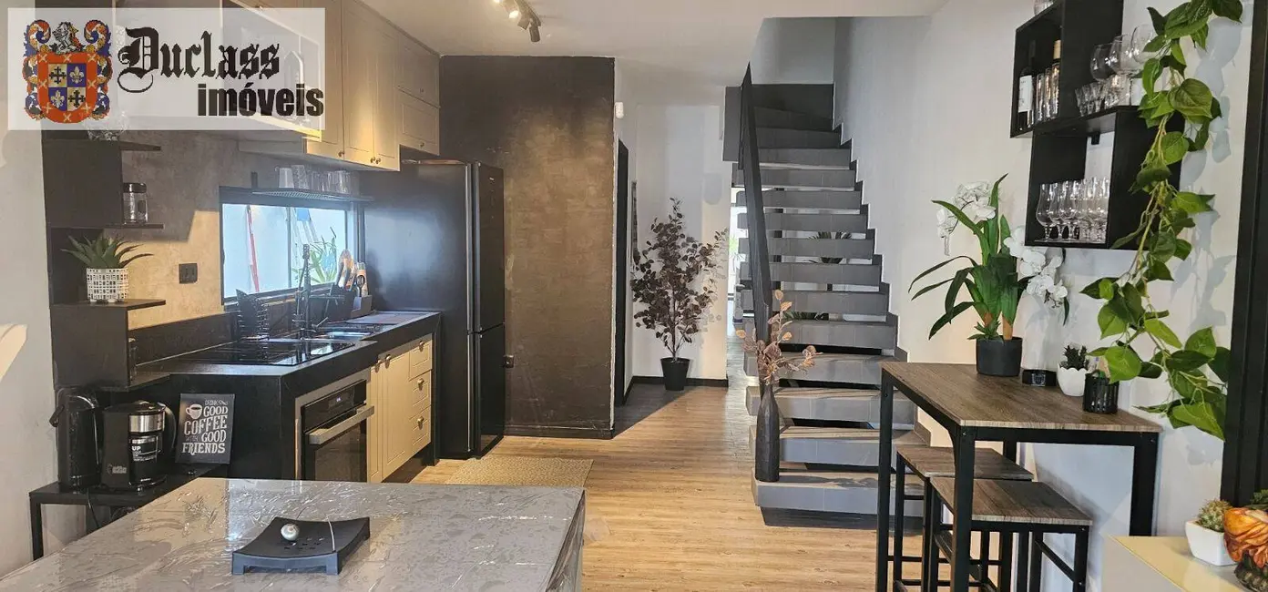 Foto 3 de Casa com 4 quartos à venda, 100m2 em Ubatuba - SP