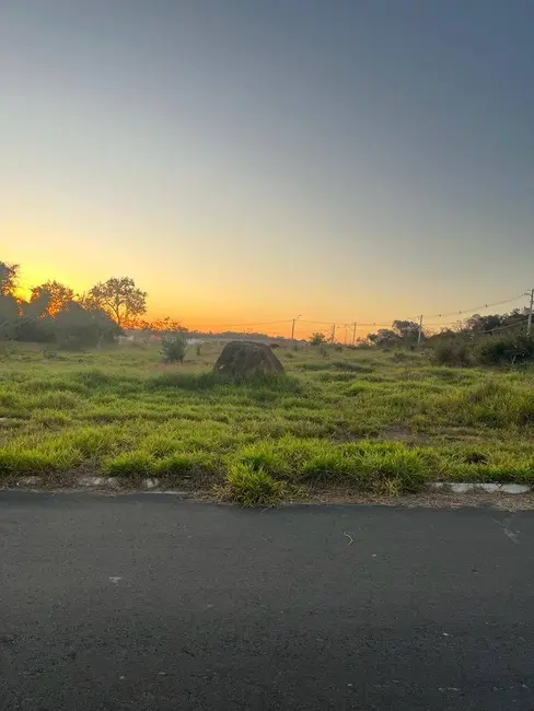 Foto 2 de Terreno / Lote à venda, 560m2 em Indaiatuba - SP