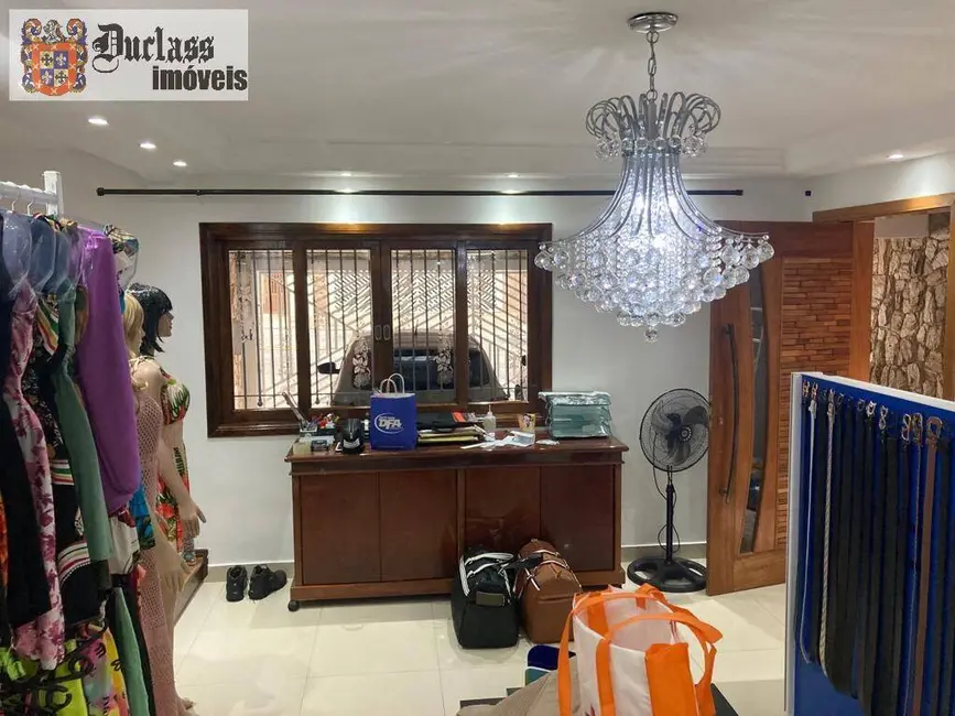 Sobrado com 4 quartos à venda, 320m2 em São João Clímaco, São Paulo - SP - imagem 3 Foto 3 de Sobrado com 4 quartos à venda, 320m2 em São João Clímaco, São Paulo - SP
