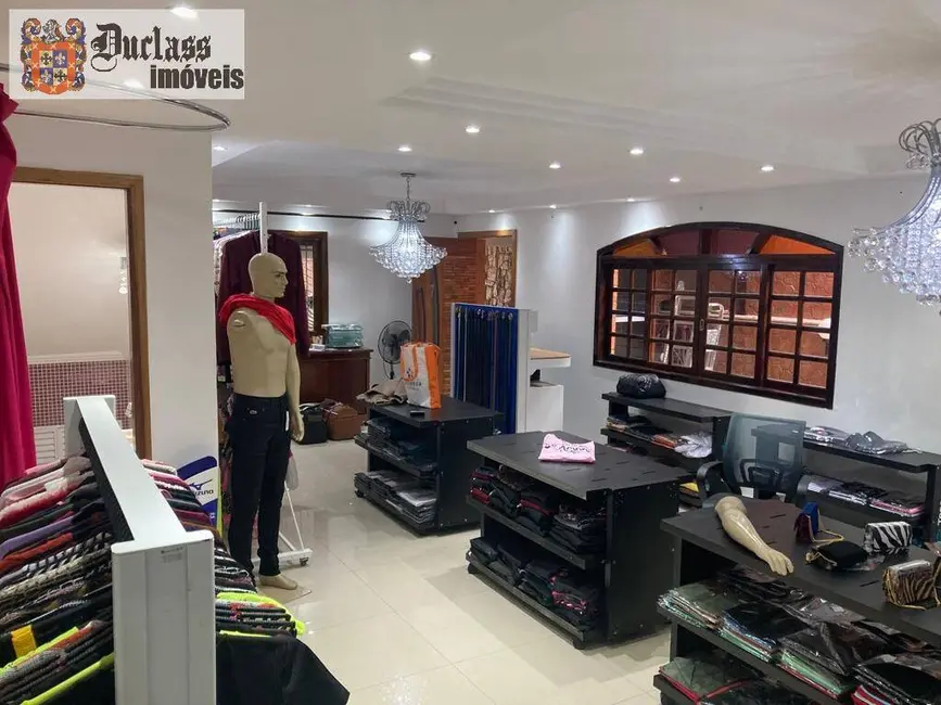 Sobrado com 4 quartos à venda, 320m2 em São João Clímaco, São Paulo - SP - imagem 4 Foto 4 de Sobrado com 4 quartos à venda, 320m2 em São João Clímaco, São Paulo - SP