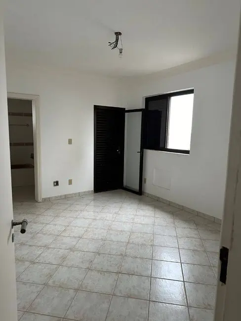 Foto 2 de Apartamento com 4 quartos à venda, 185m2 em Real, Praia Grande - SP