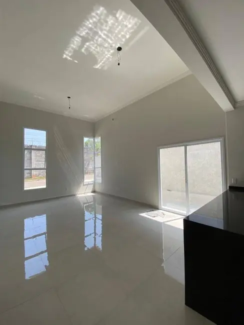 Foto 4 de Casa com 5 quartos à venda, 260m2 em Parque das Laranjeiras, Itatiba - SP