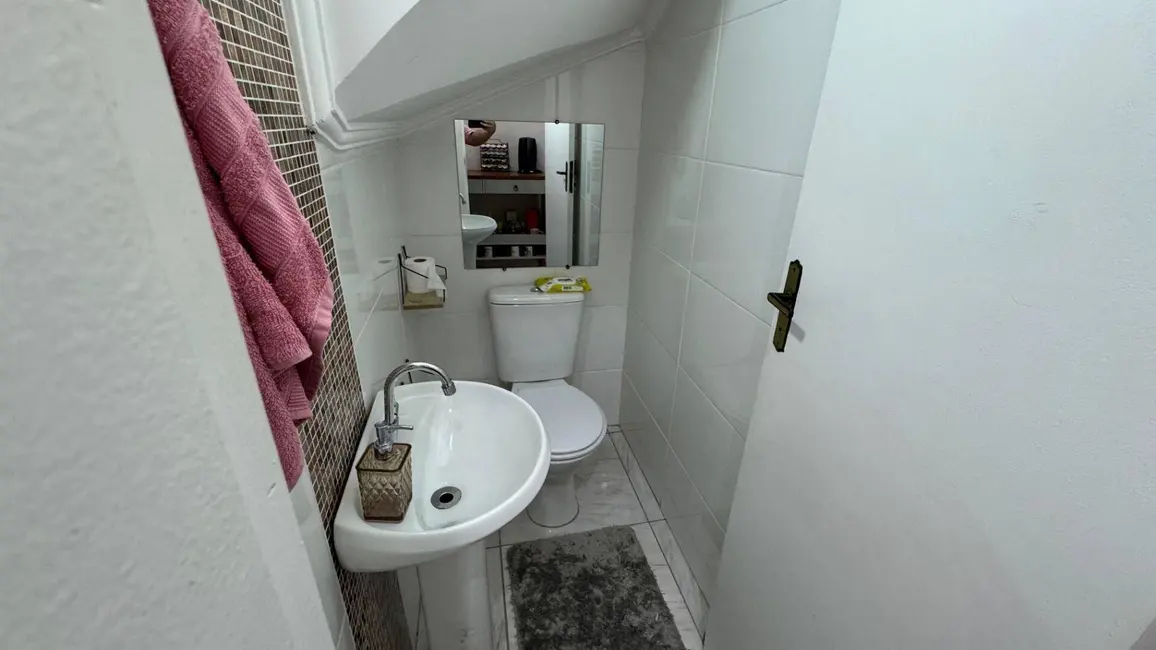 Foto 6 de Sobrado com 2 quartos à venda, 62m2 em Praia Grande - SP